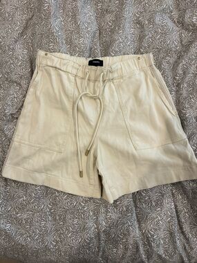 Theory Cream High-Waist Drawstring Cotton-Blend Shorts